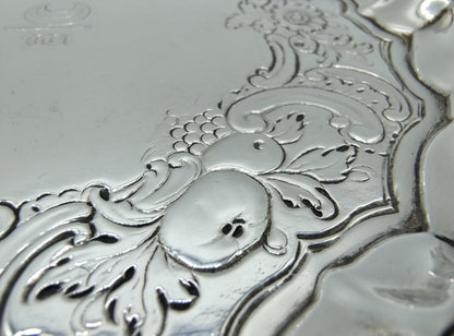 Silver salver, G. Hindmarsh, London, 1748