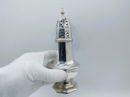 Silver sugar sifter, Stokes & Ireland Ltd, Chester, 1909