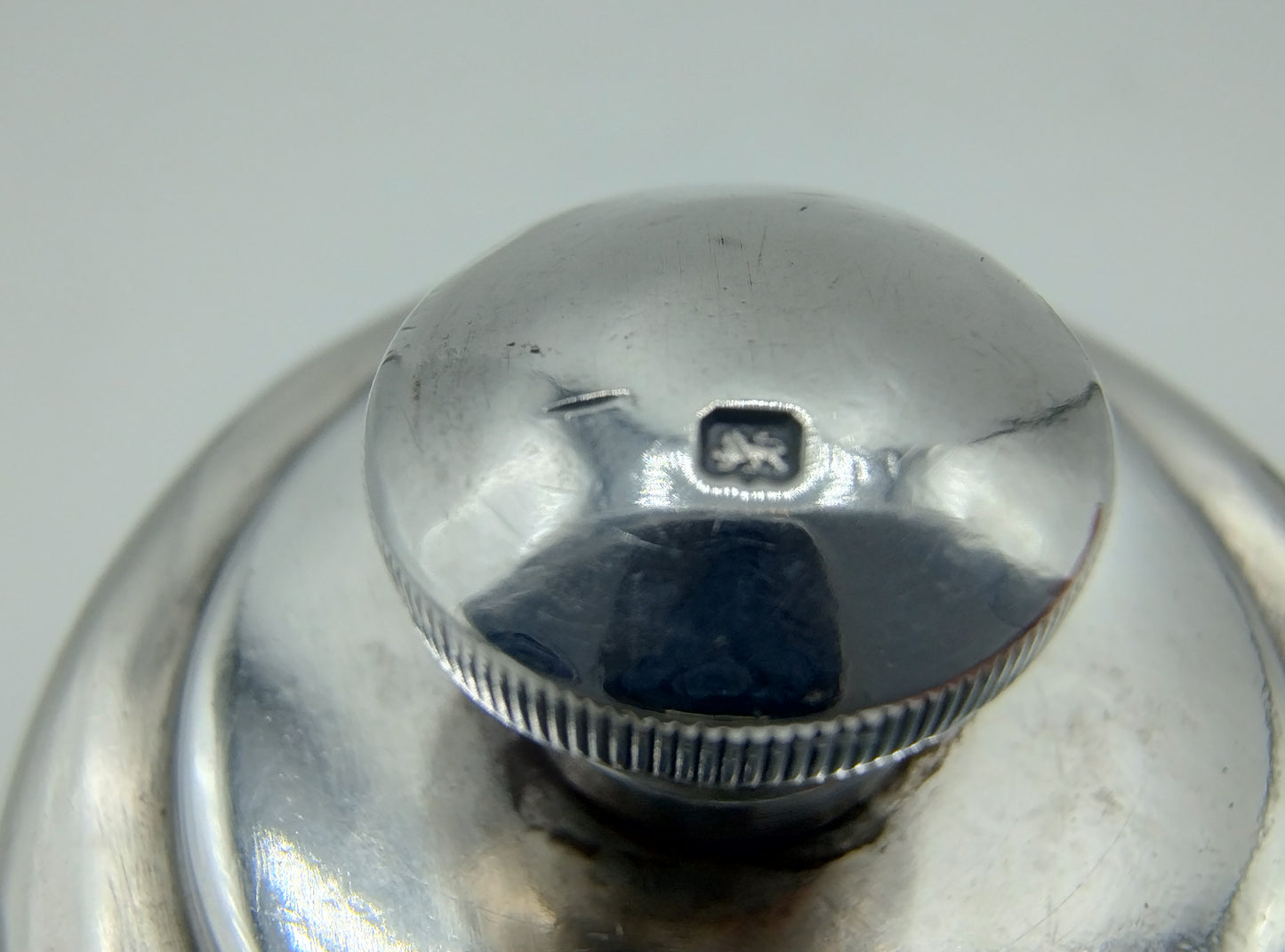 Silver pepper mill, W. Hutton & Sons Ltd, Birmingham, 1909