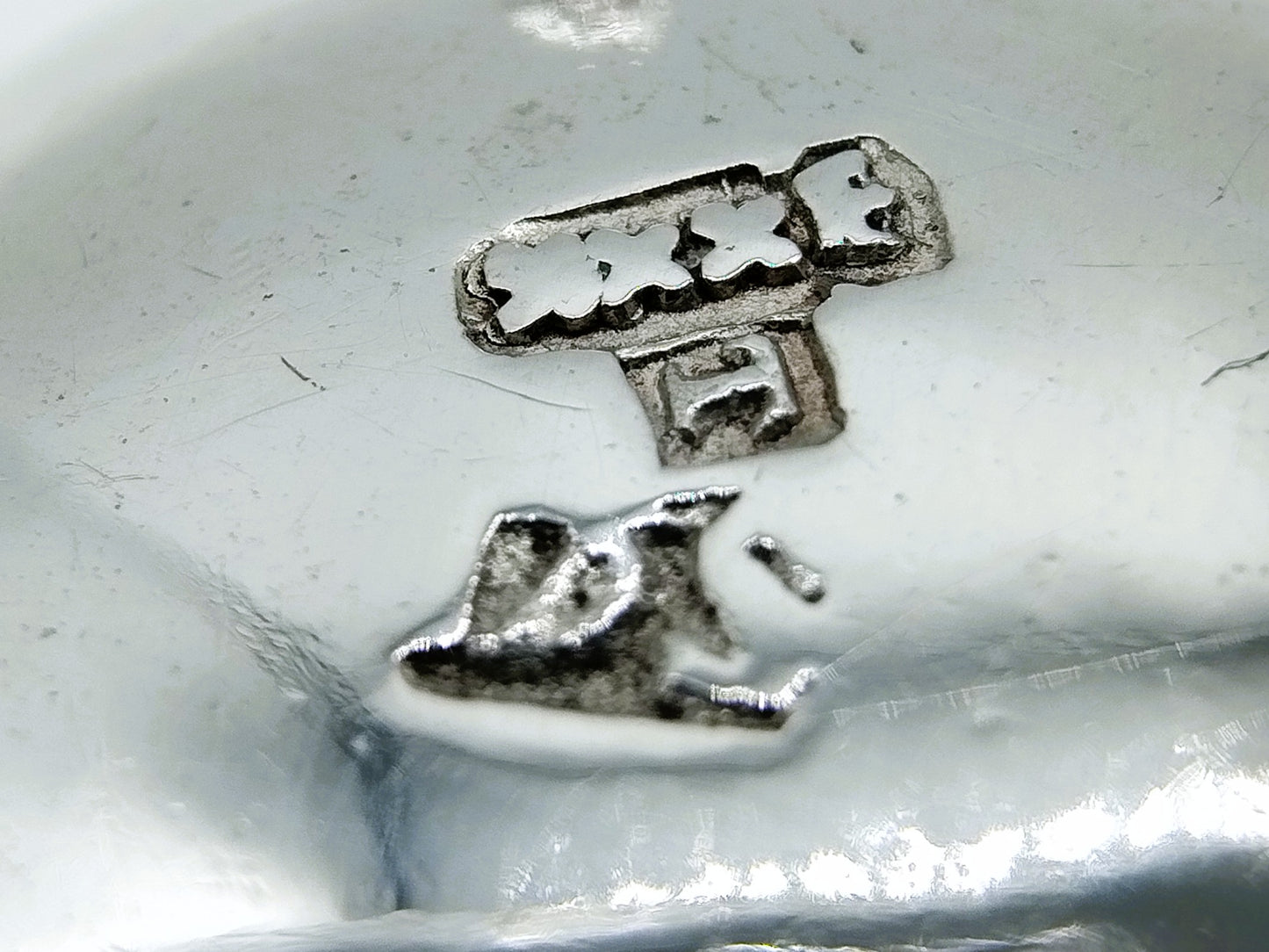 Zilveren miniatuur pijpkomfoor, D. van Strant, Amsterdam, 1753