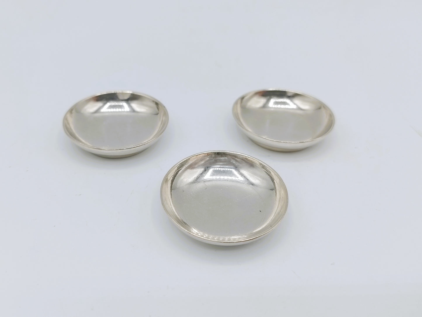 3 Zilveren miniatuur borden, J.  van Geffen, Amsterdam, 1774