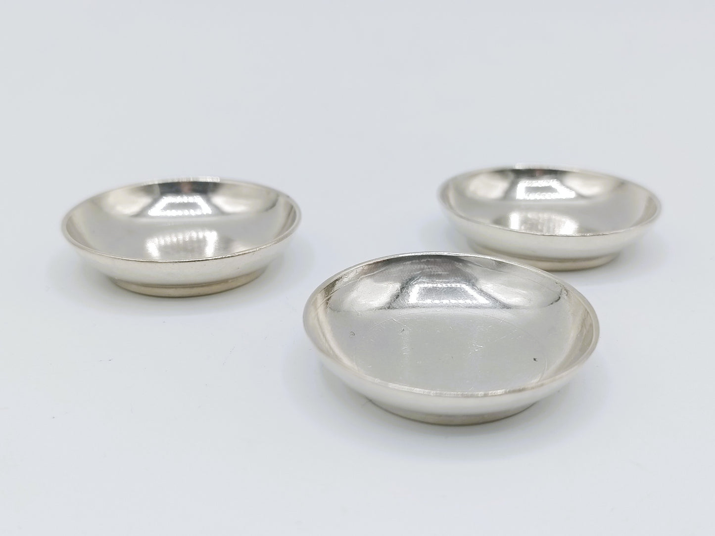 3 Zilveren miniatuur borden, J.  van Geffen, Amsterdam, 1774