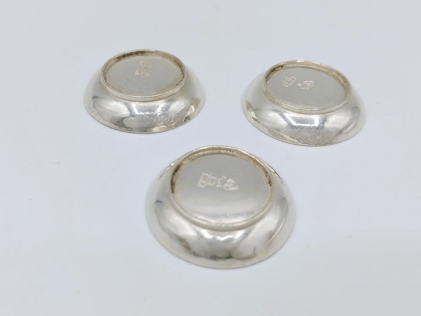 3 Zilveren miniatuur borden, J.  van Geffen, Amsterdam, 1774