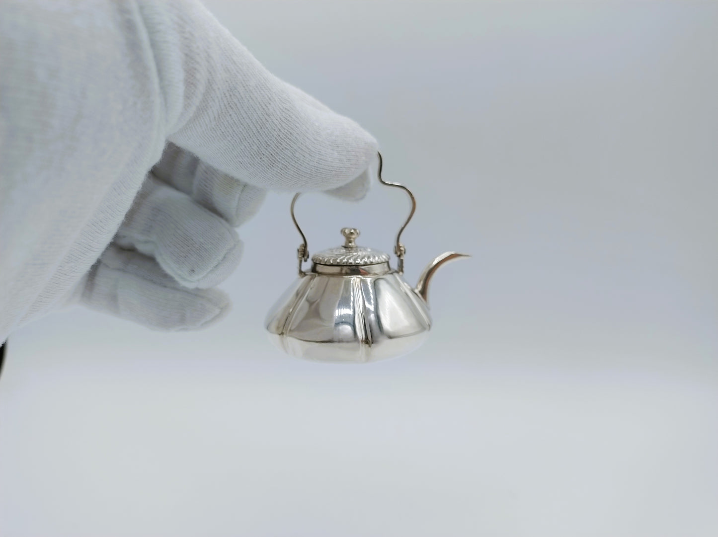 Zilveren miniatuur waterketel,  P. van Somerwil I, Amsterdam, 1736