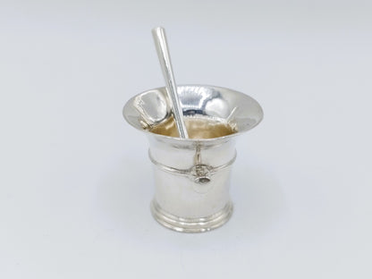 Zilveren miniatuur vijzel, W. van Strant, Amsterdam, 1734