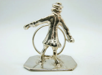 Zilveren miniatuur jongen met hoepel, F. van Strant I, Amsterdam, ca. 1720