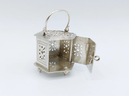 Zilveren miniatuur stoof, A. Vorsterman, Amsterdam, ca. 1670