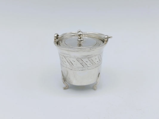 Zilveren miniatuur emmer met deksel, L. Eylof, Amsterdam, ca. 1675