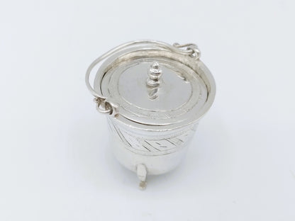 Zilveren miniatuur emmer met deksel, L. Eylof, Amsterdam, ca. 1675