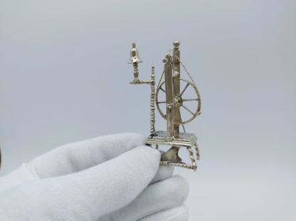 Zilveren miniatuur spinnewiel, W. Jansen, Amsterdam, ca. 1665