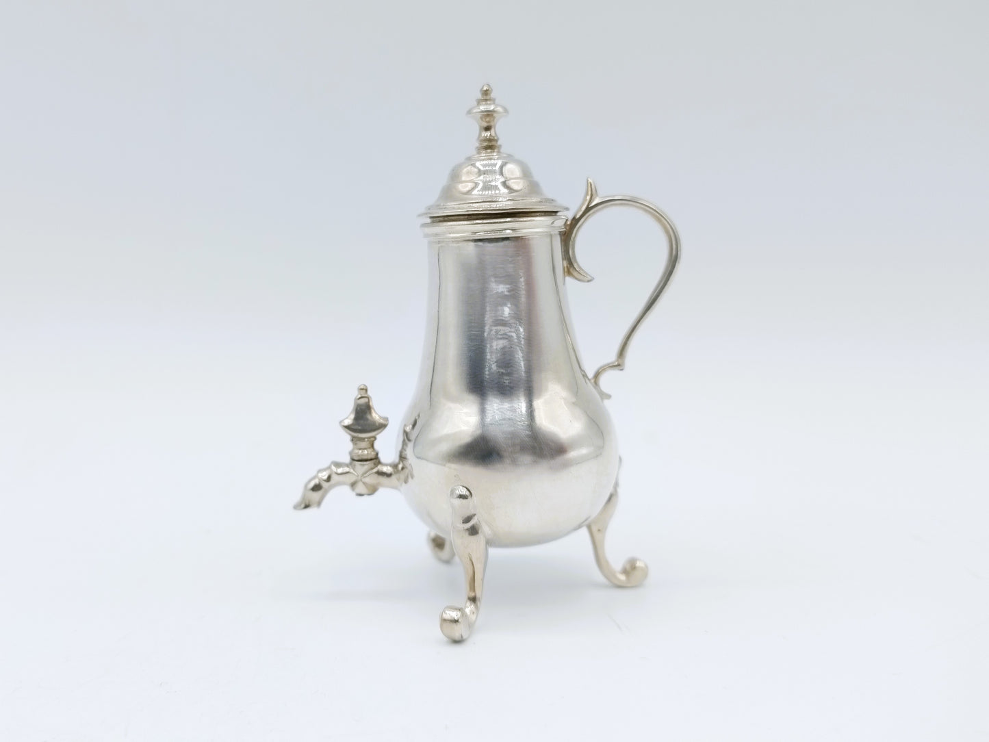 Zilveren miniatuur kraantjeskan, A. van Geffen, Amsterdam, 1759
