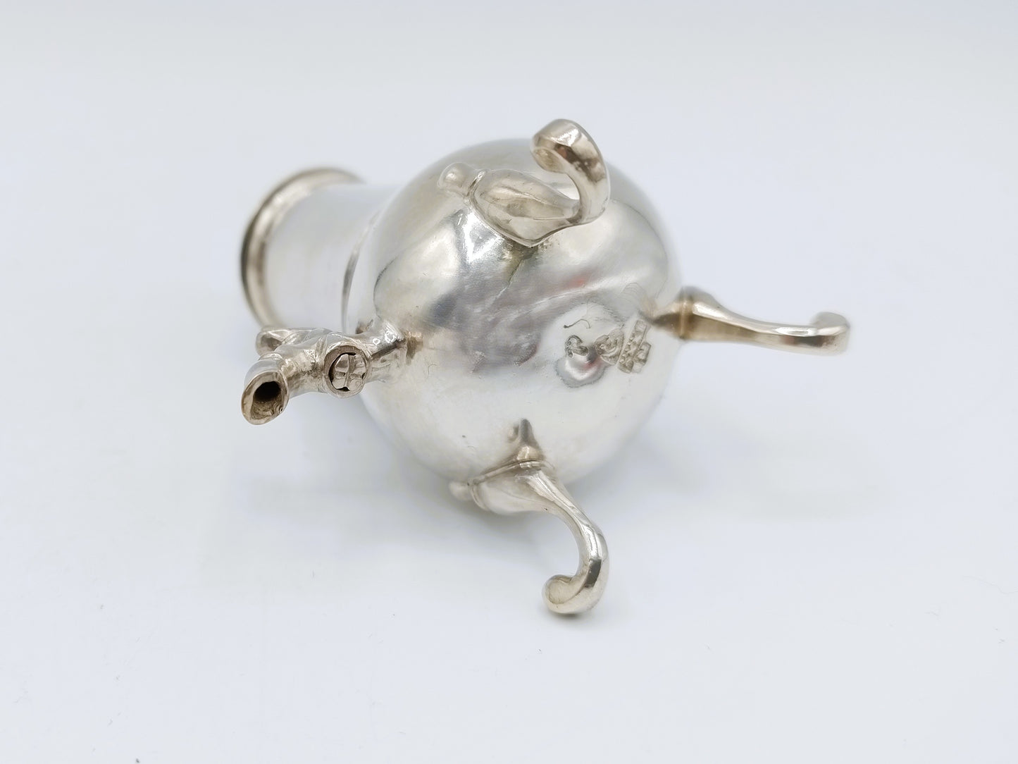 Zilveren miniatuur kraantjeskan, A. van Geffen, Amsterdam, 1759