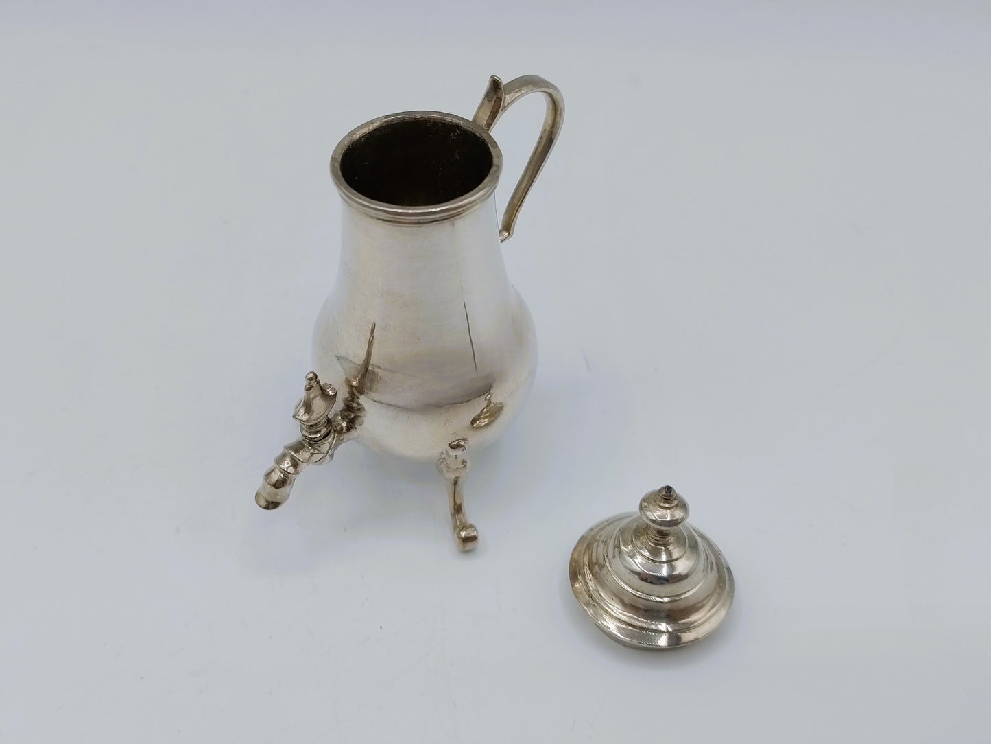 Zilveren miniatuur kraantjeskan, A. van Geffen, Amsterdam, 1759