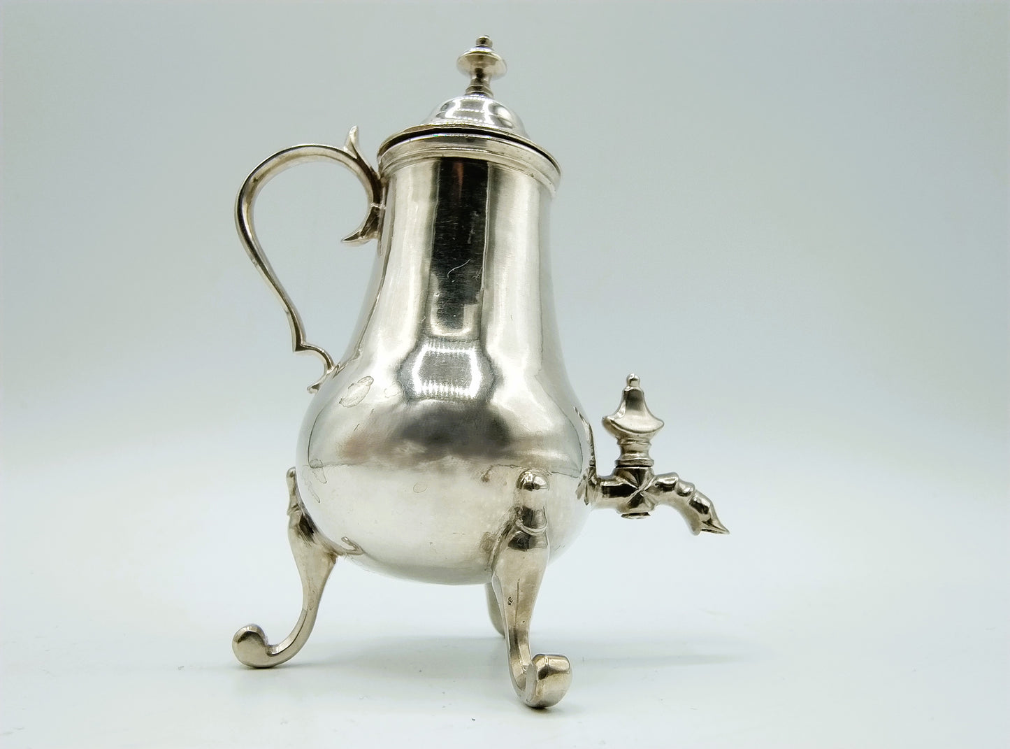 Zilveren miniatuur kraantjeskan, A. van Geffen, Amsterdam, 1759