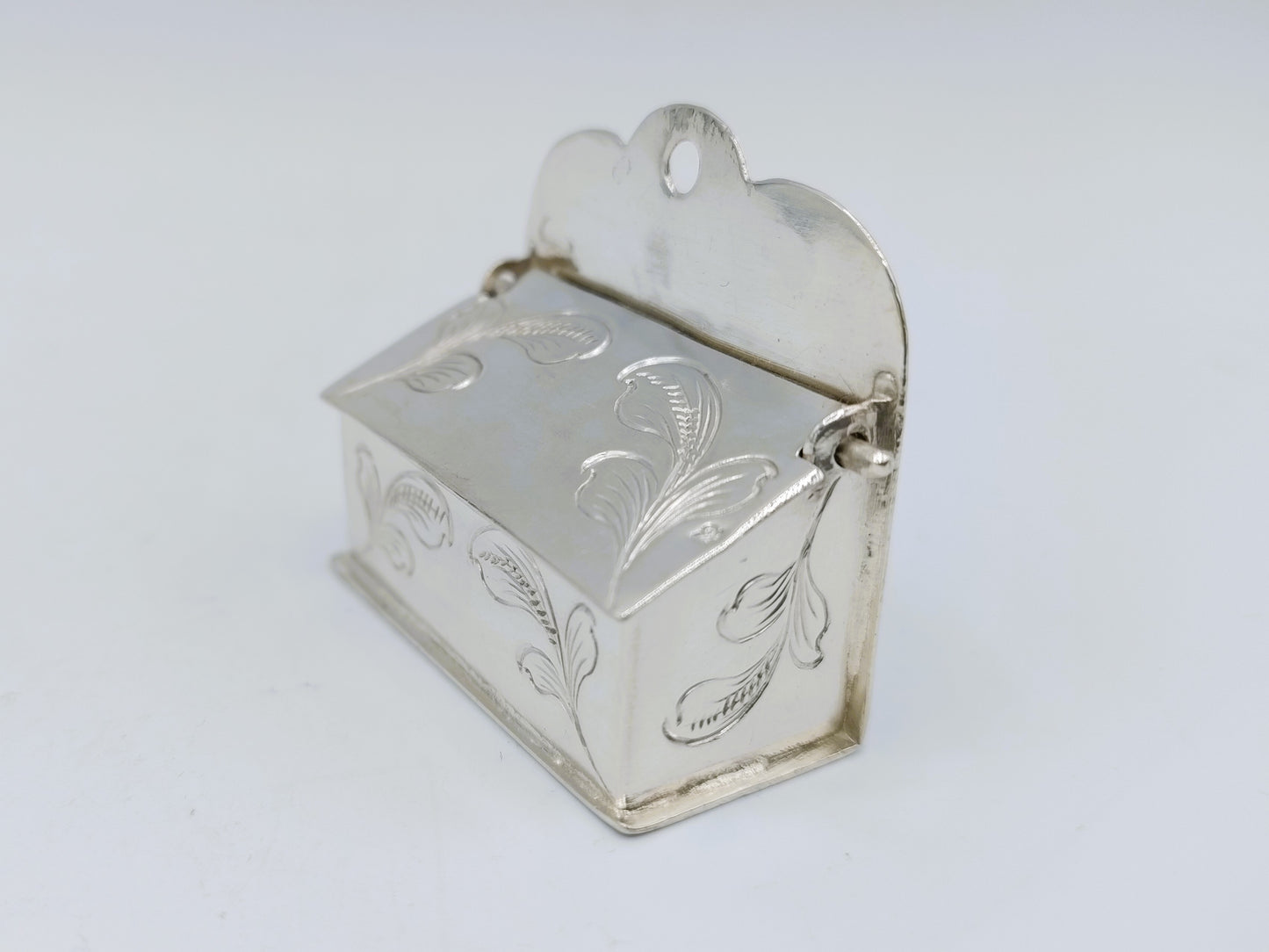 Zilveren miniatuur kaarsenbak, A. van der Hoeff, Haarlem, ca. 1720