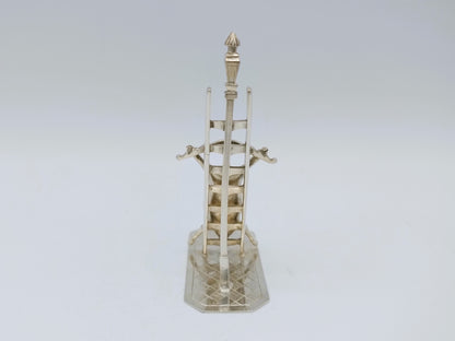 Zilveren miniatuur varken op ladder, W. van Strant,  Amsterdam, 1732