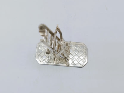 Zilveren miniatuur varken op ladder, W. van Strant,  Amsterdam, 1732