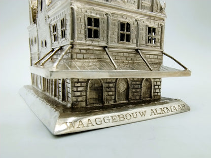 Miniatuur zilveren waaggebouw, D.J. Levert, Alkmaar, 1913