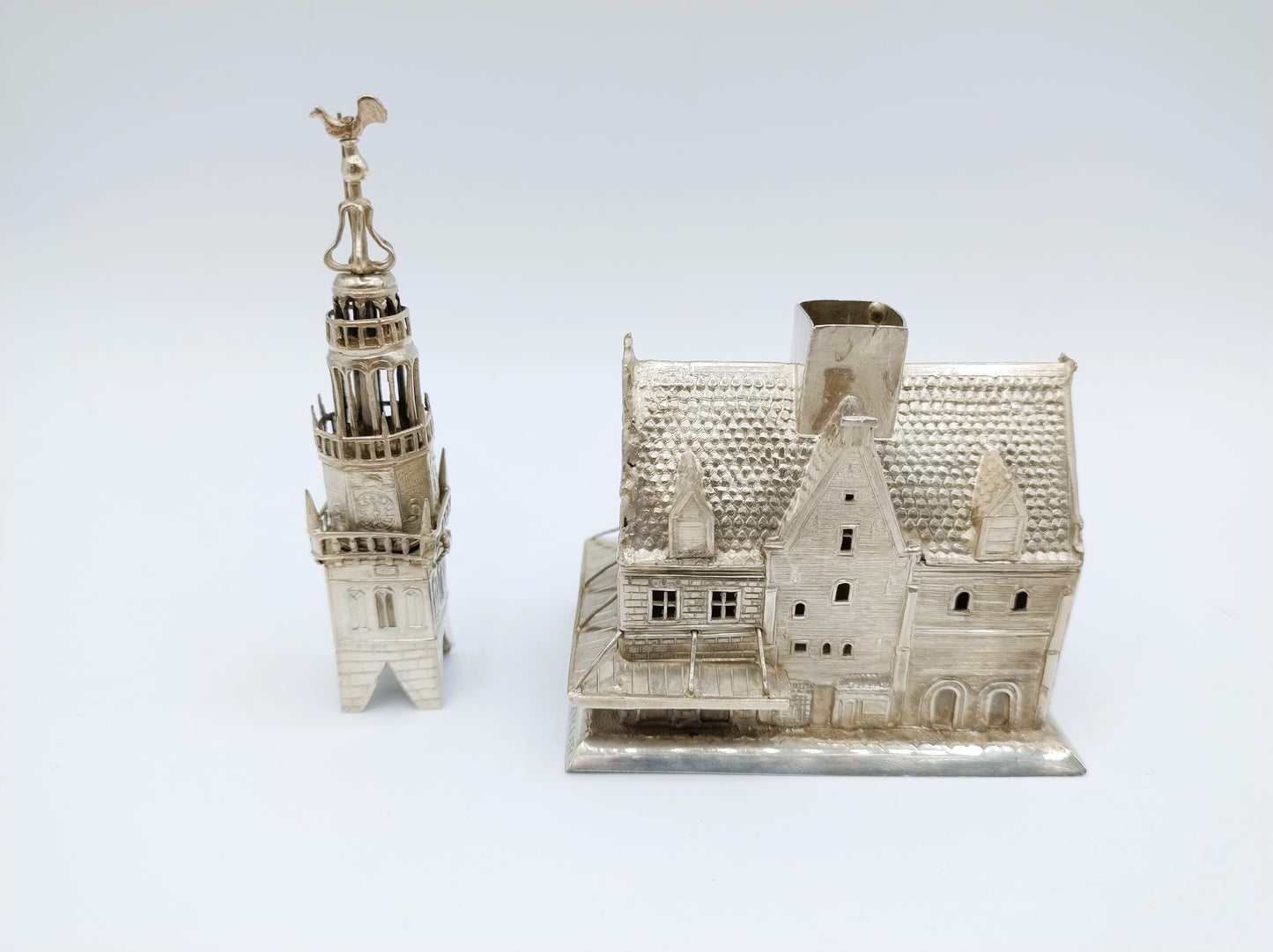Miniatuur zilveren waaggebouw, D.J. Levert, Alkmaar, 1913