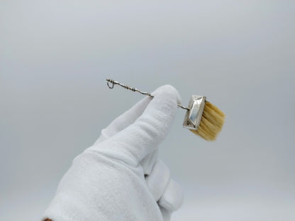 Zilveren miniatuur bezem, A. van Geffen, Amsterdam, 1741