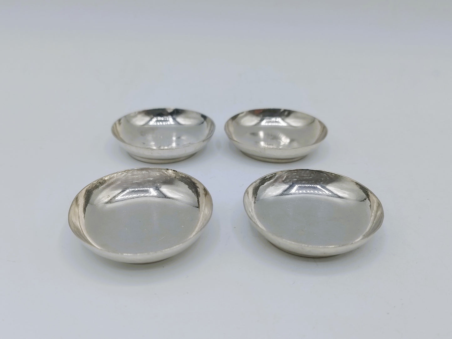 Zilveren miniatuur borden, 4x, C. Coutrier, Amsterdam, ca. 1730