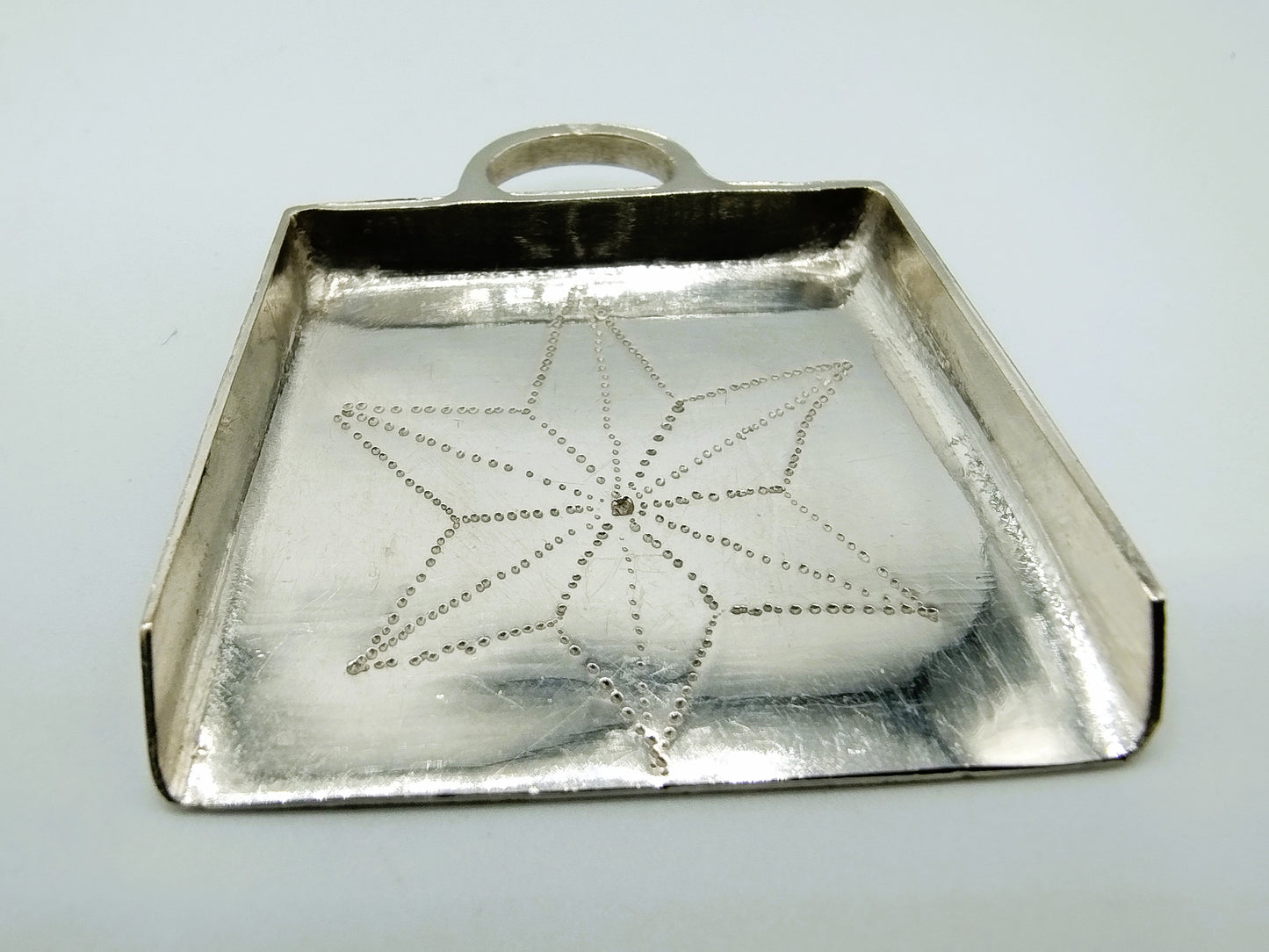 Silberner Miniatur-Kehrbesen, 18. Jahrhundert