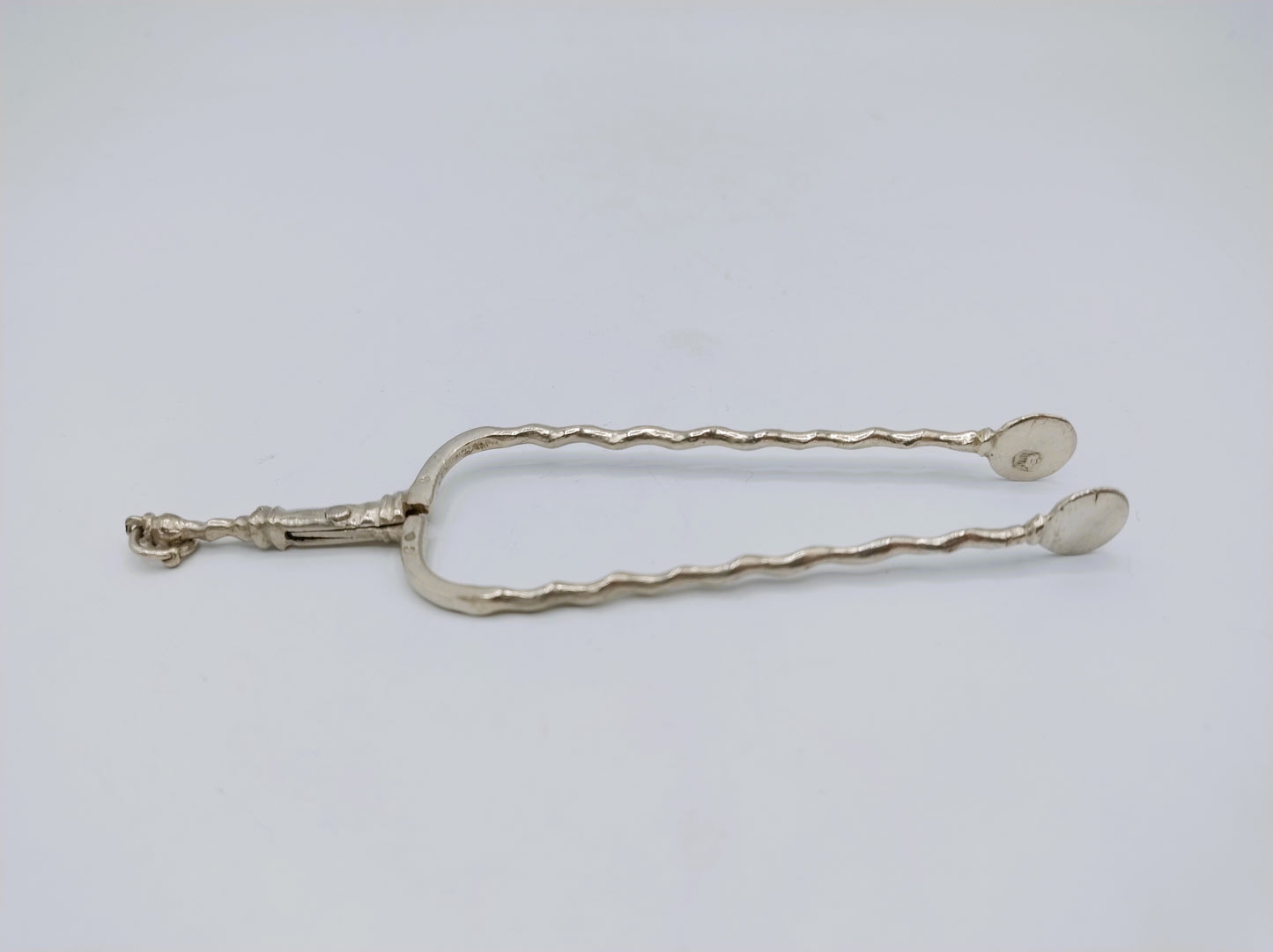 Zilveren miniatuur haardtang, P. Snijder, Haarlem, ca. 1740