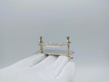 Zilveren miniatuur kaasdragers, D.J. Levert, Alkmaar, 1909