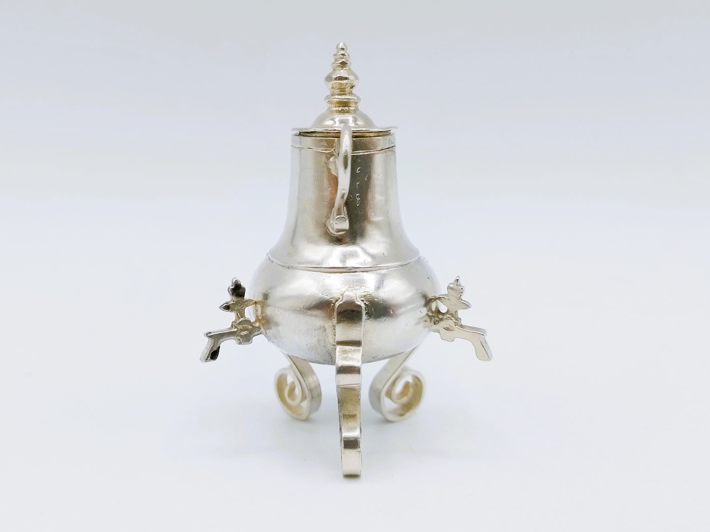 Zilveren miniatuur kraantjeskan, T. Huigen, Harlingen, ca. 1690