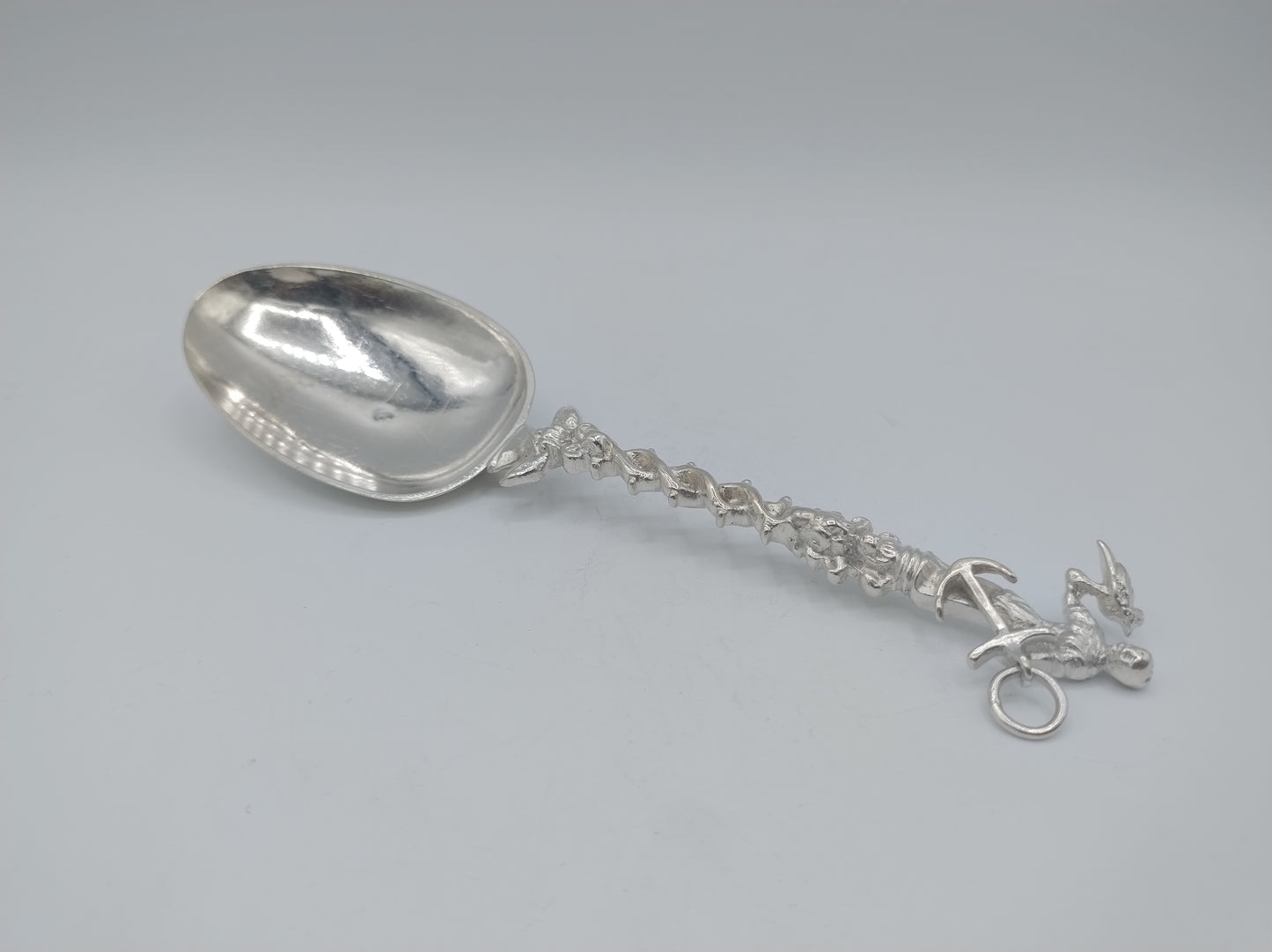 Zilveren geboortelepel, A.B. Looxma, Sneek, 1723