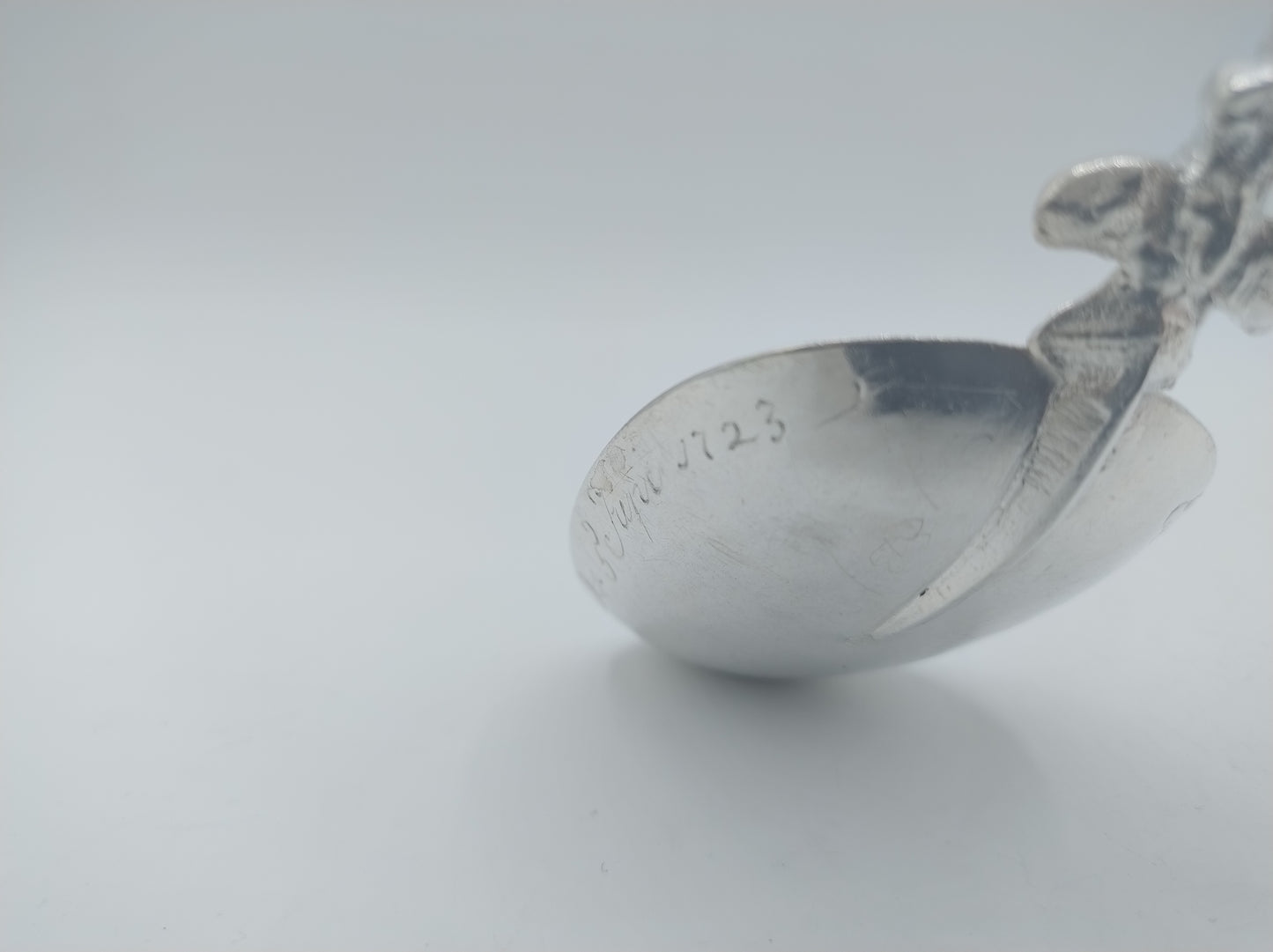 Zilveren geboortelepel, A.B. Looxma, Sneek, 1723