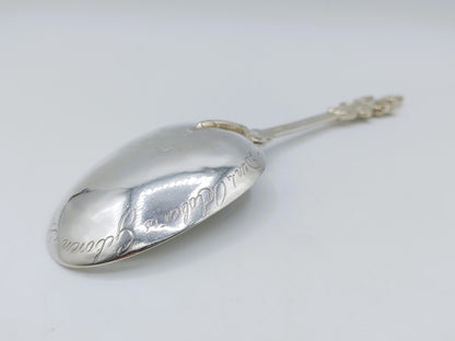 Zilveren geboortelepel, Moederliefde, G. van Velsen, Bolsward, ca. 1725
