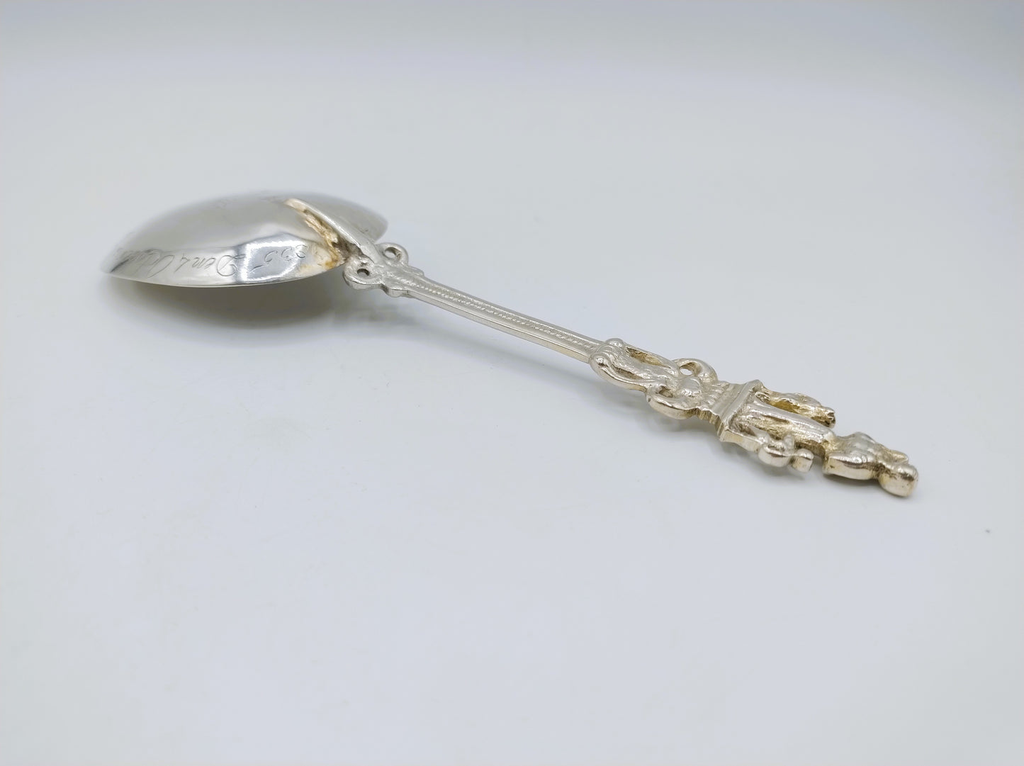 Zilveren geboortelepel, Moederliefde, G. van Velsen, Bolsward, ca. 1725