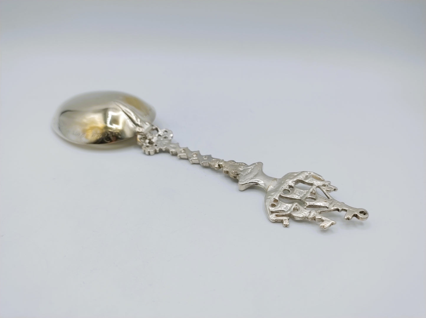 Silberner Geburtslöffel, Dreimaster, A.B. Looxma, Sneek, ca. 1730