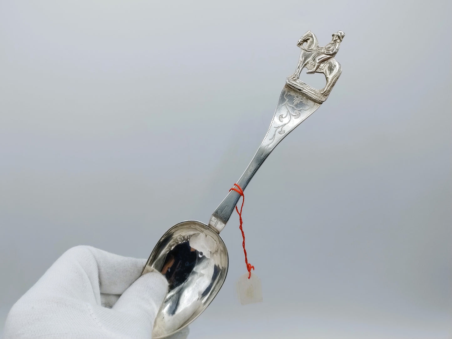 Unieke collectie met 39 Friese geboortelepels inclusief familiekronieken, 19e eeuws