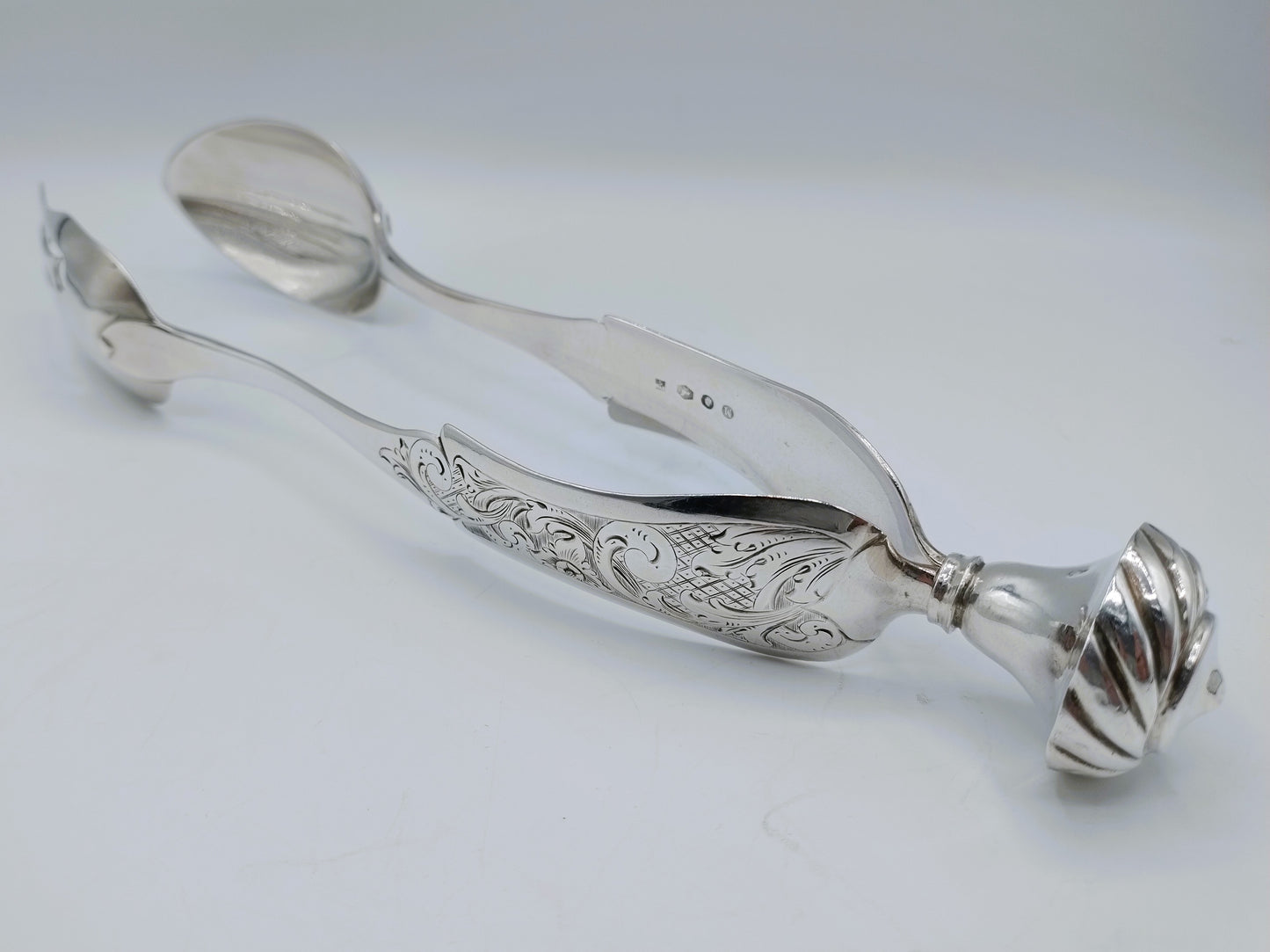 Silver salad tongs, H.A. Schuss, Amsterdam, 1846