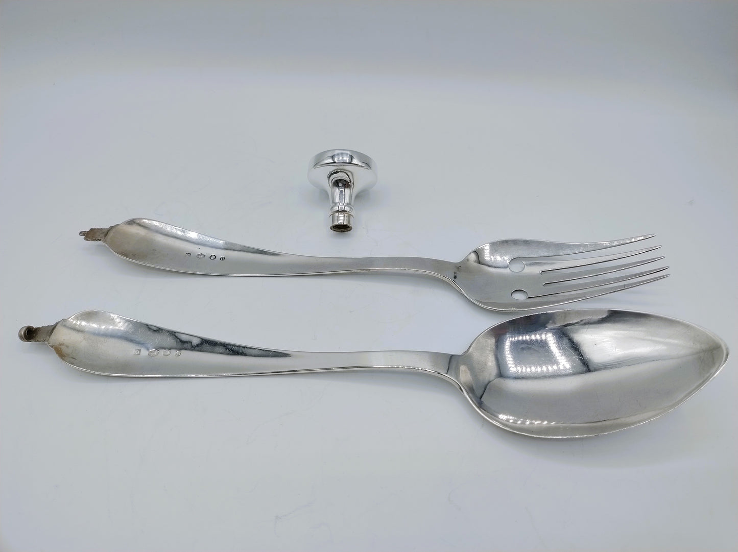 Silver salad servers, P.G. Petersen, Amsterdam, 1838