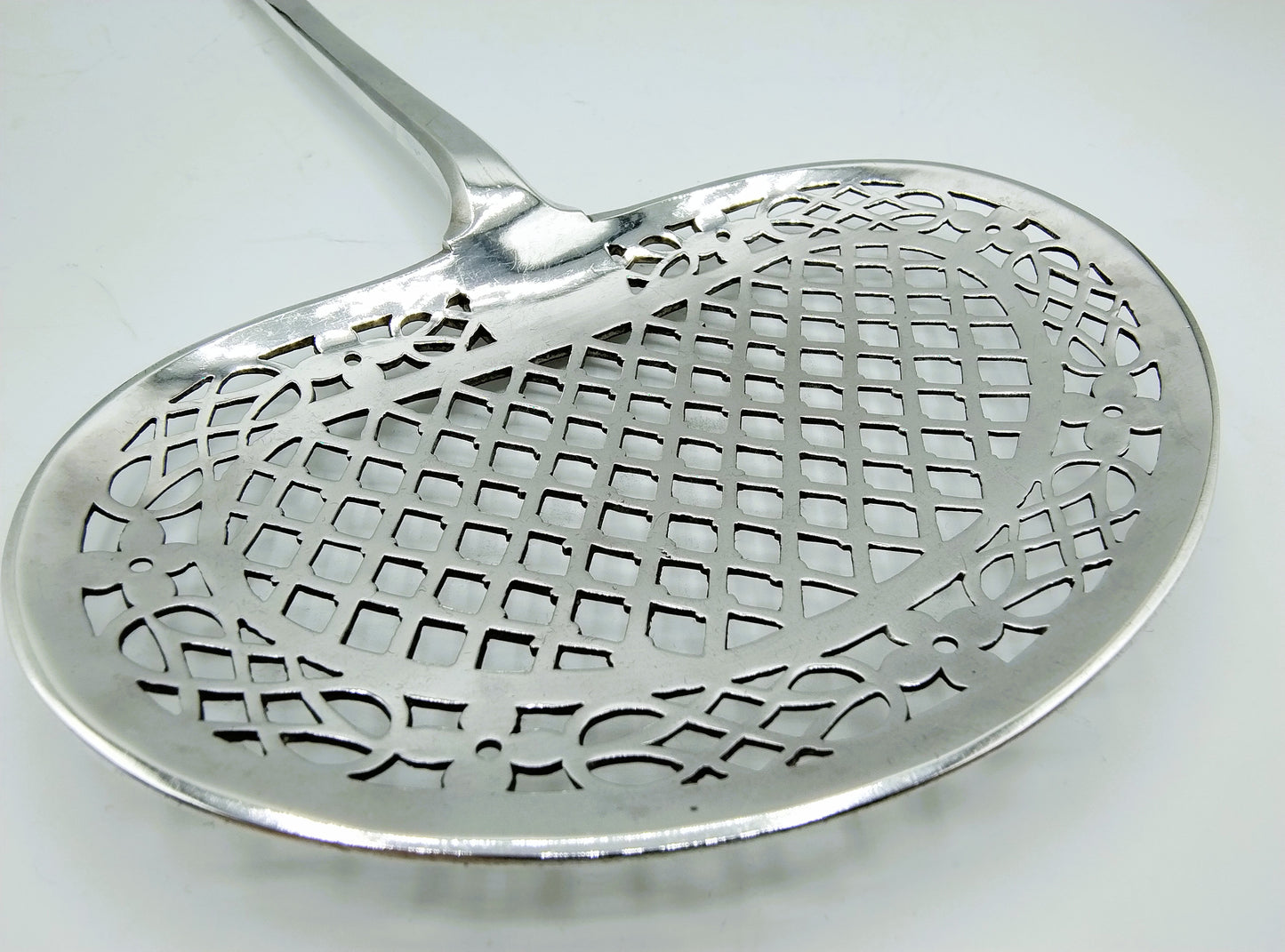 Silver fish slice, J. Coolhaas, Utrecht, 1762