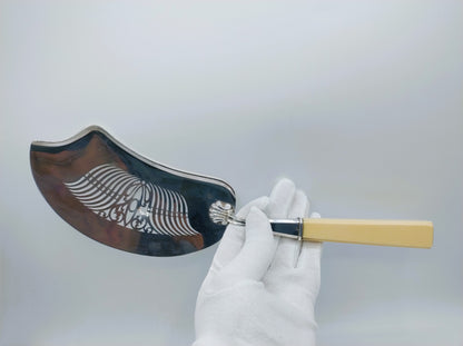 Silver fish slice with bone handle, H.F. Koen, Amsterdam, 1844