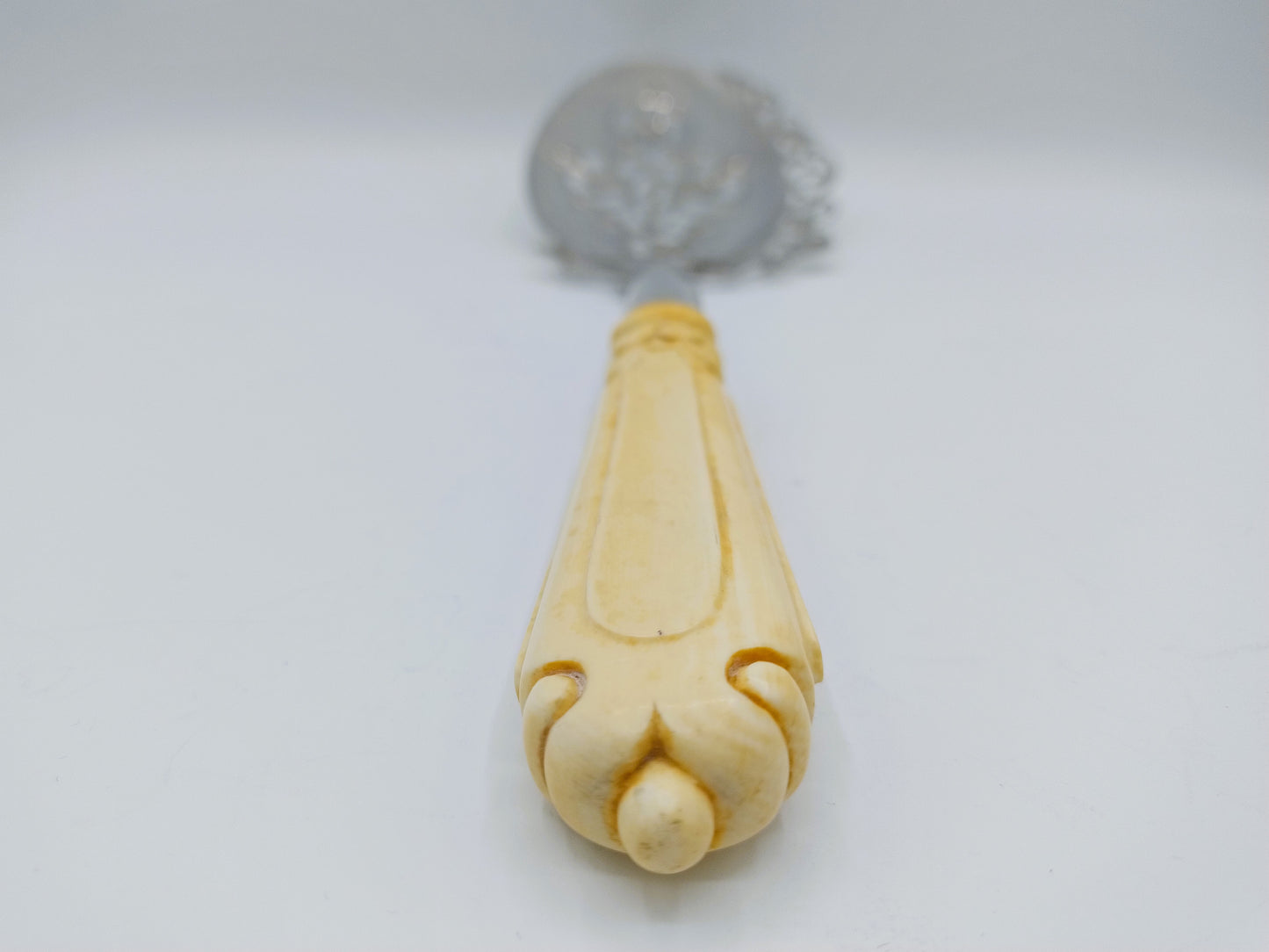 Silver fish slice, N.S. Visser and Co, 's-Hertogenbosch, 1868