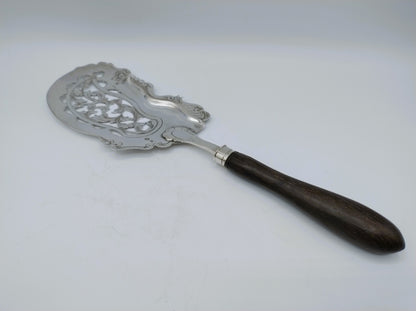 Silver fish slice, G. Grevink, Amsterdam, 1858