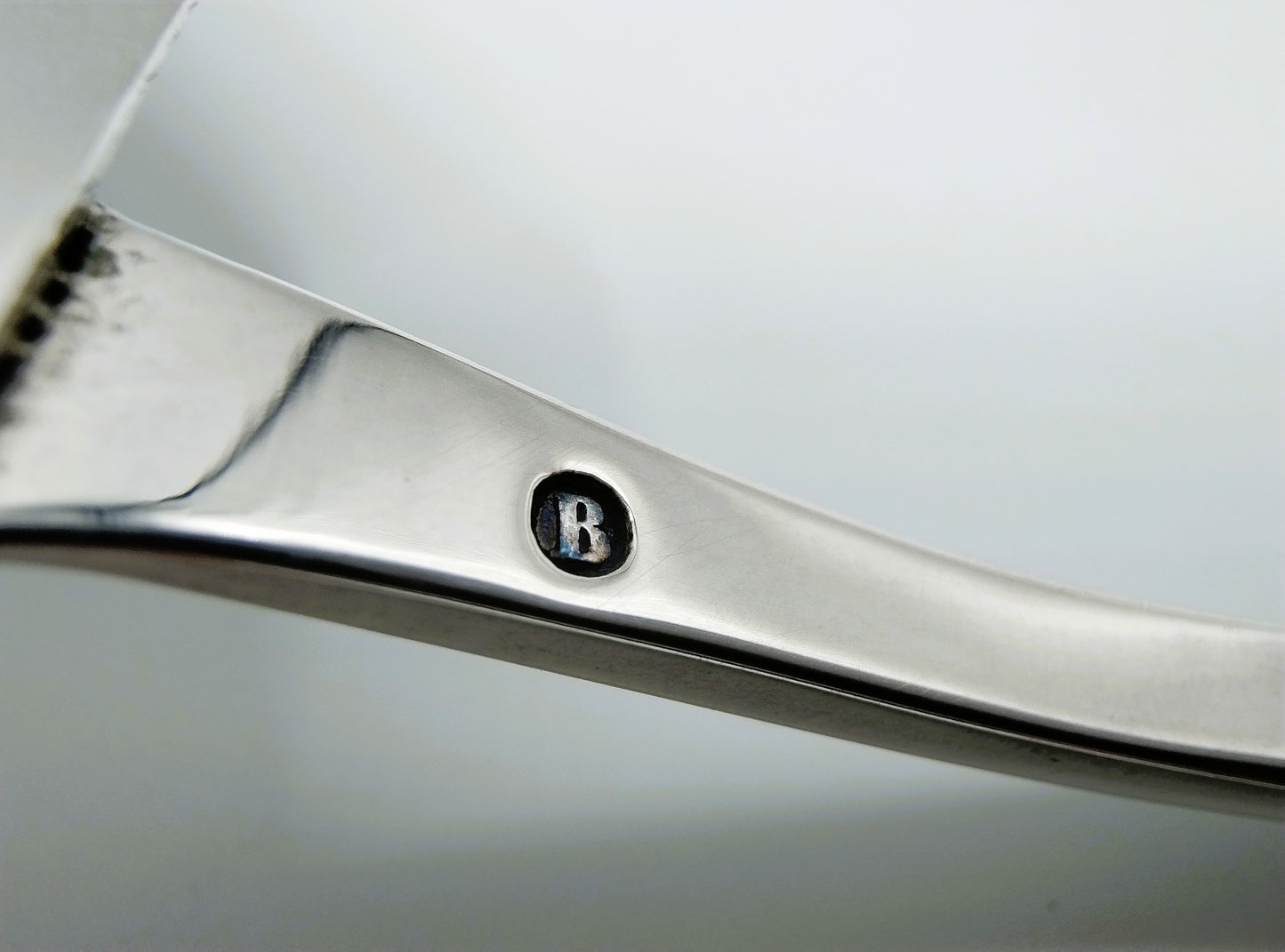 Silver fish slice with bone handle, W. Willems, Amsterdam, 1836