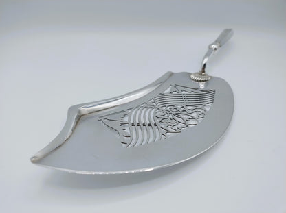 Silver fish slice, P.G. Petersen, Amsterdam, 1825