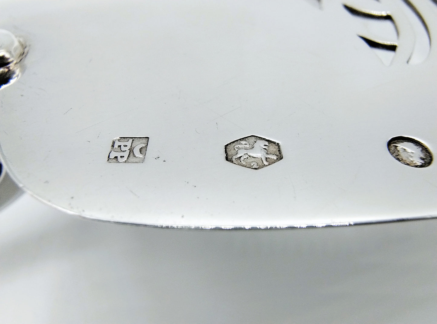 Silver fish slice, P.G. Petersen, Amsterdam, 1825