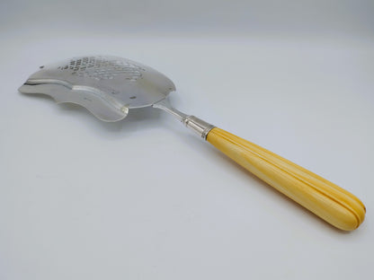 Silver fish slice, J. Schalkwijk, Rotterdam, 1846