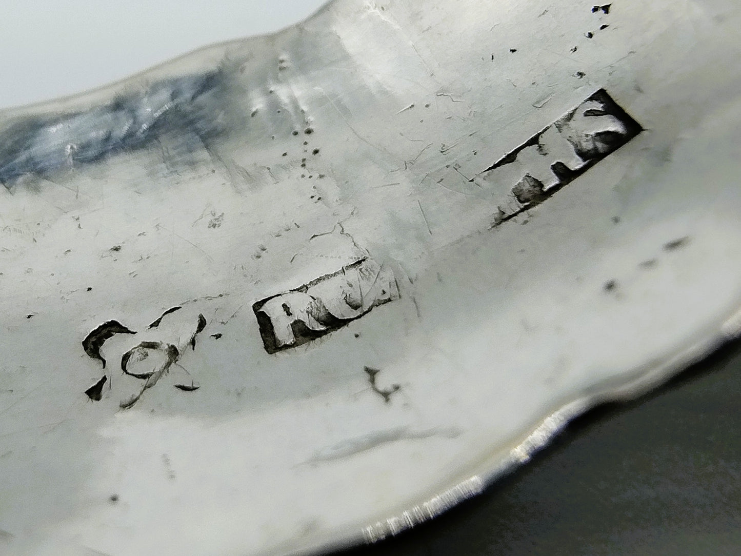 Silver cake server, J.H.A. Rudolphs, Altona, c. 1850