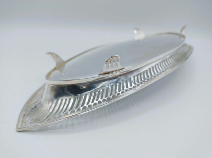 Silver oval dish, J. de Pater, Rotterdam, 1814