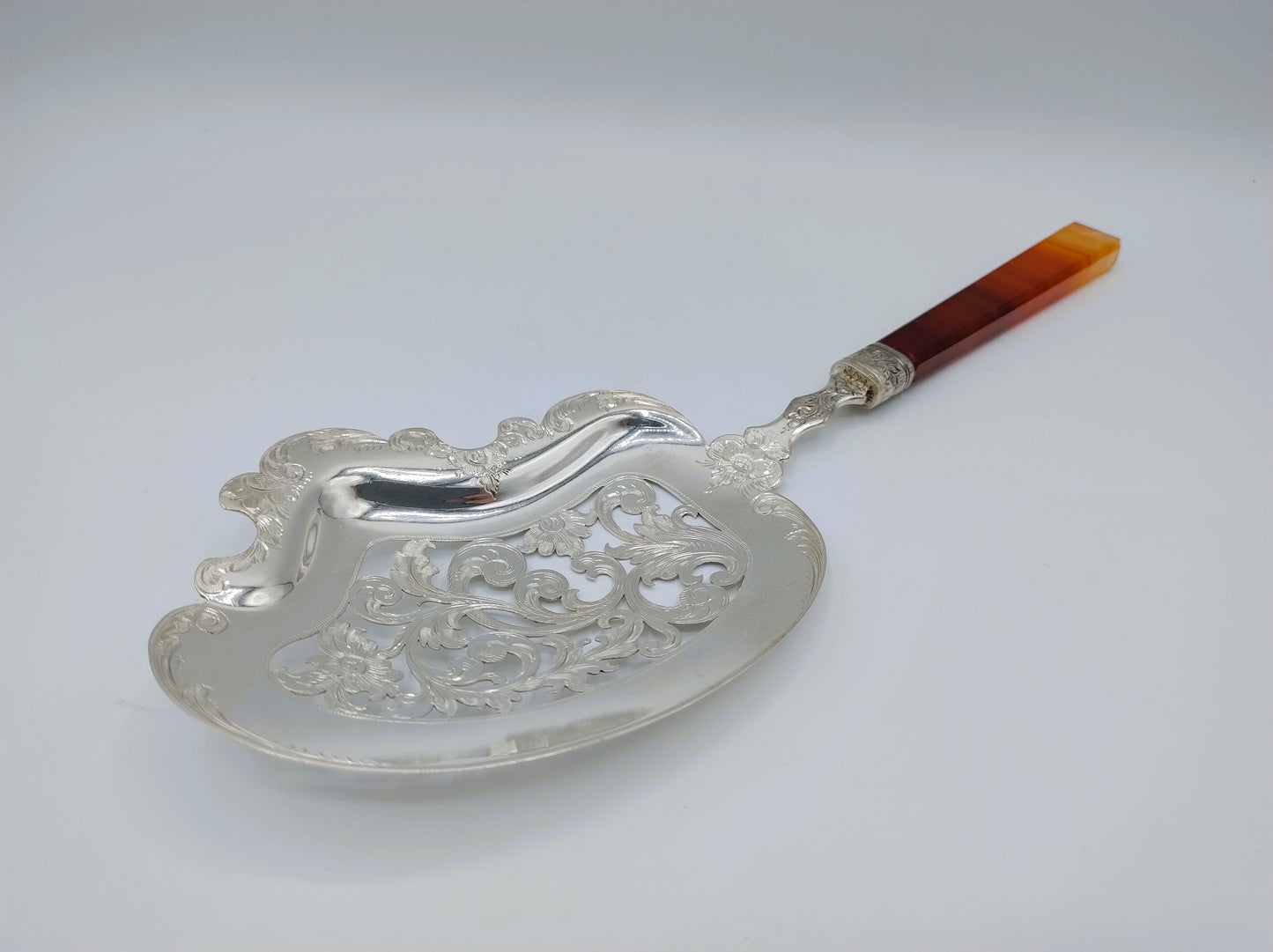 Silver fish slice, Lintveld & Zn, Amsterdam, 1864