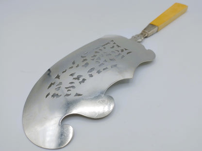 Silver fish slice, J.H. Schouten, Amsterdam, 1849