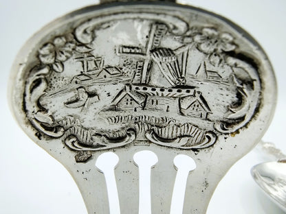 Silver salad servers, P. van Erp, Leeuwarden, 1910